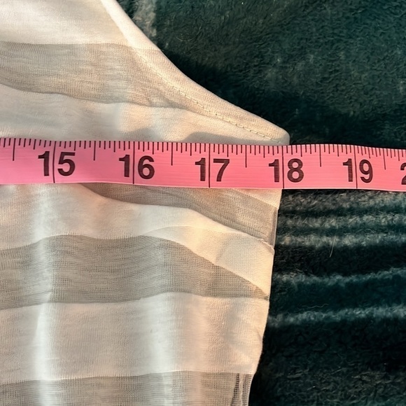 NWT Hem & Thread Women’s Gray, White And Red Dress, Size Large! - Picture 4 of 5